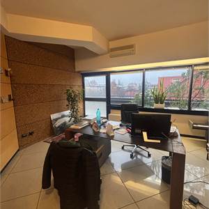 Office for Sale in Crema